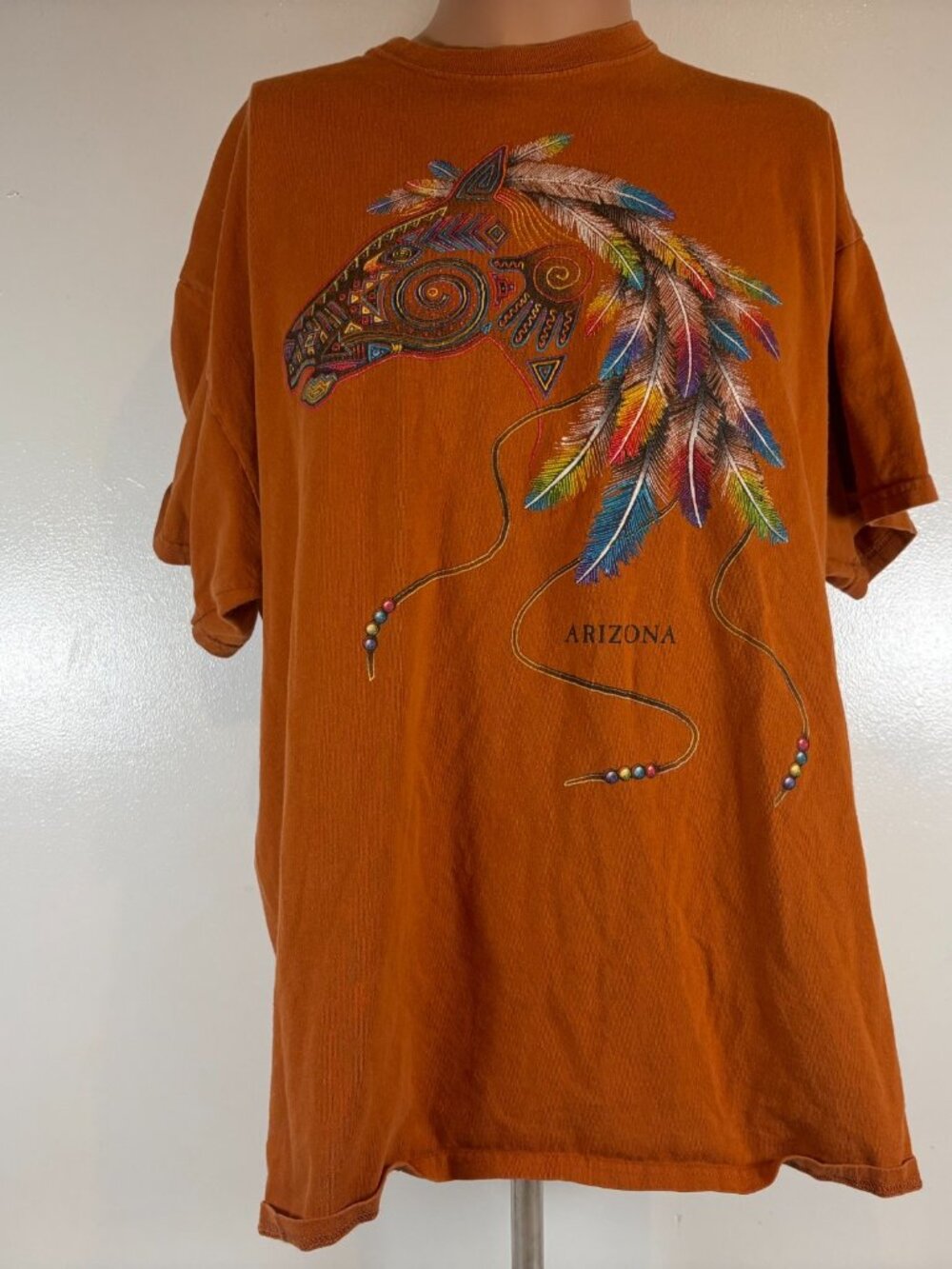 Vintage Arizona T Shirt Mens Size XL Brown Horse Headdresses Colorful 90s - Picture 2 of 4